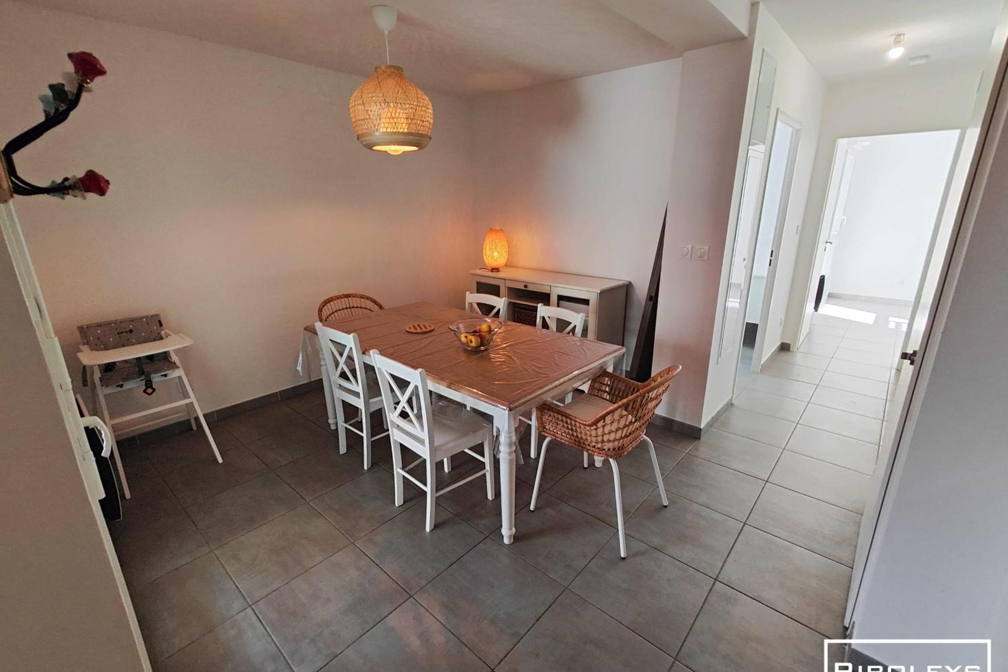 Superbe T3 Climatise Avec Wifi A 400M De La Plage Vias Exterior photo